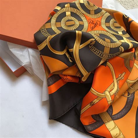 foulard hermes vintage prezzo|hermes scarves for sale.